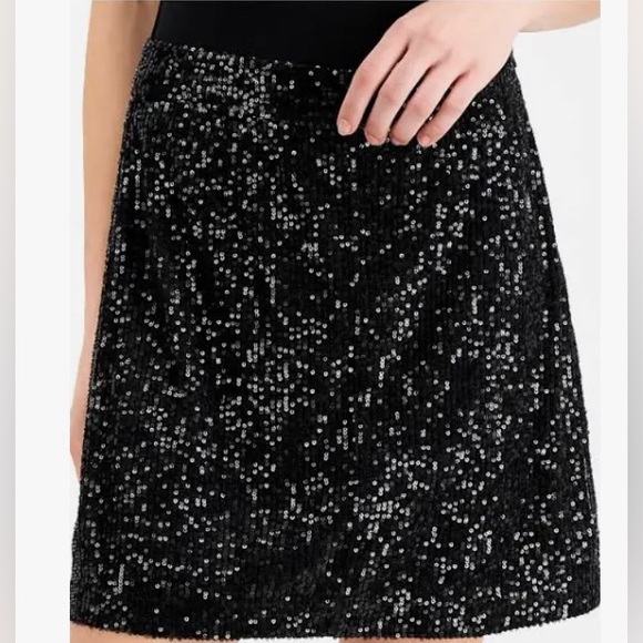 French Connection Black Sequin Eshka Mini Skirt - Picture 9 of 11